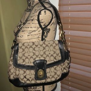 Coach💯 👜 Beautiful !!! Inside and out